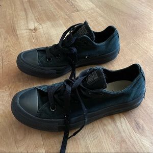 All black converse